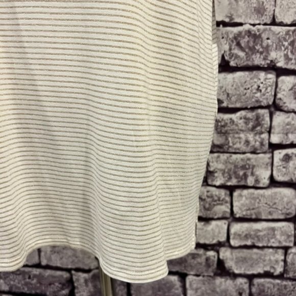 Chico's Ivory W/ Gold Metallic Striped V-Neck Short Sleeve Blouse Size XL - Picture 3 of 10